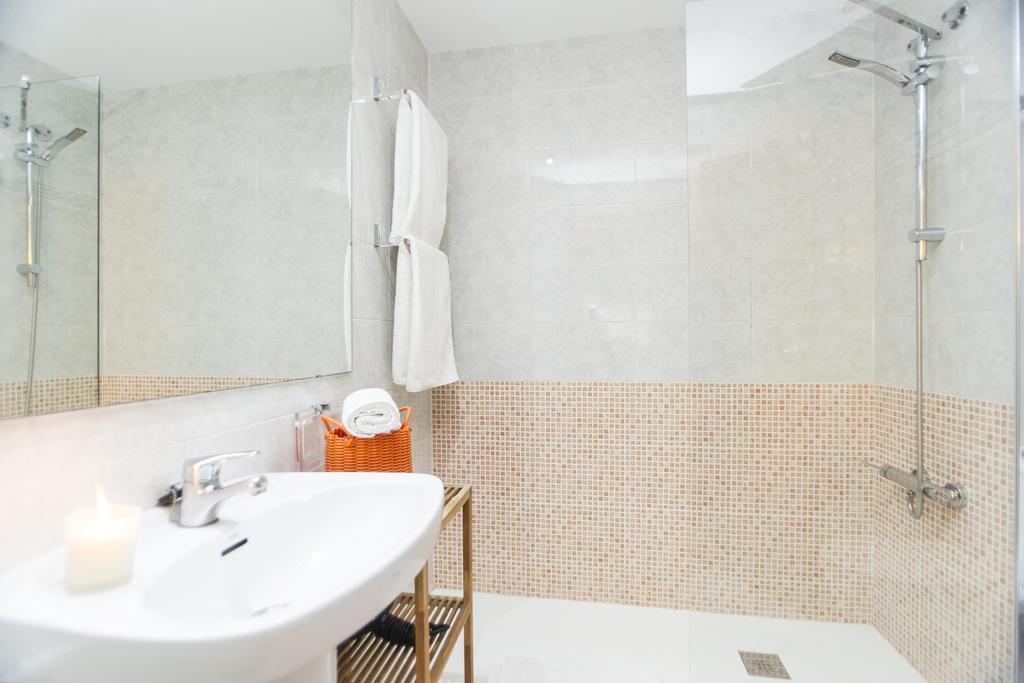 Apartment Bright Sagrada Familia Barselona Oda fotoğraf