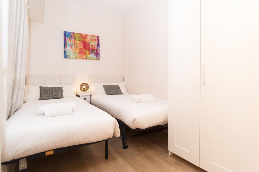 Apartment Bright Sagrada Familia Barselona Oda fotoğraf
